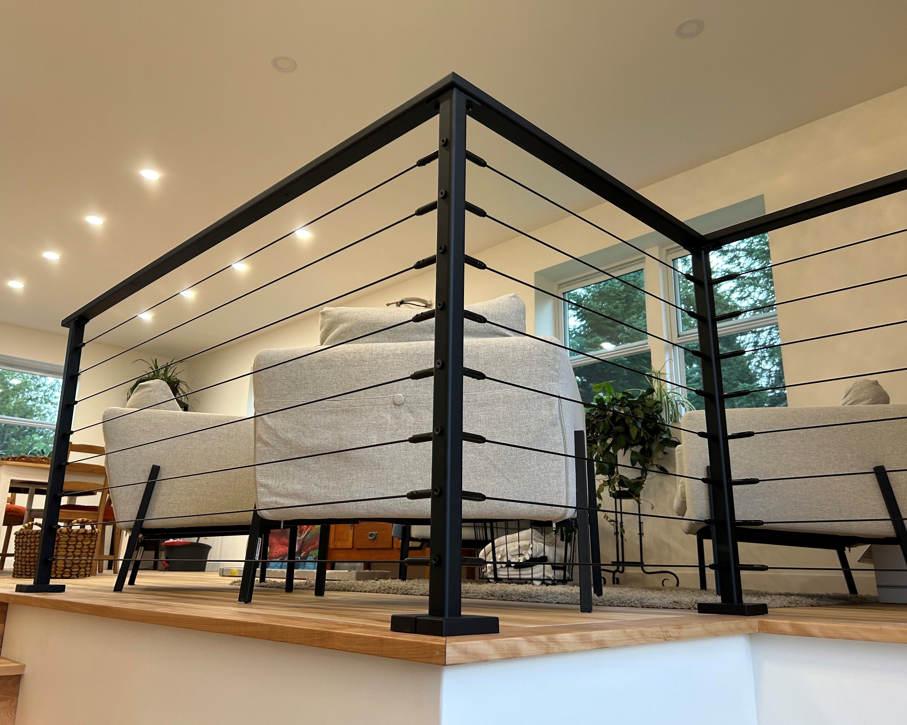 Aluminum post for cable railing – 1½’’ x 1½’’ – Pre - drilled – Surface Mounted – Matte Black - Gauthier De LaPlante