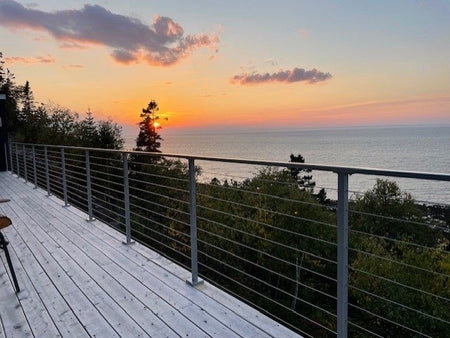 Aluminum post for cable railing – 1½’’ x 1½’’ – Pre - drilled – Surface Mounted – Matte Black - Gauthier De LaPlante