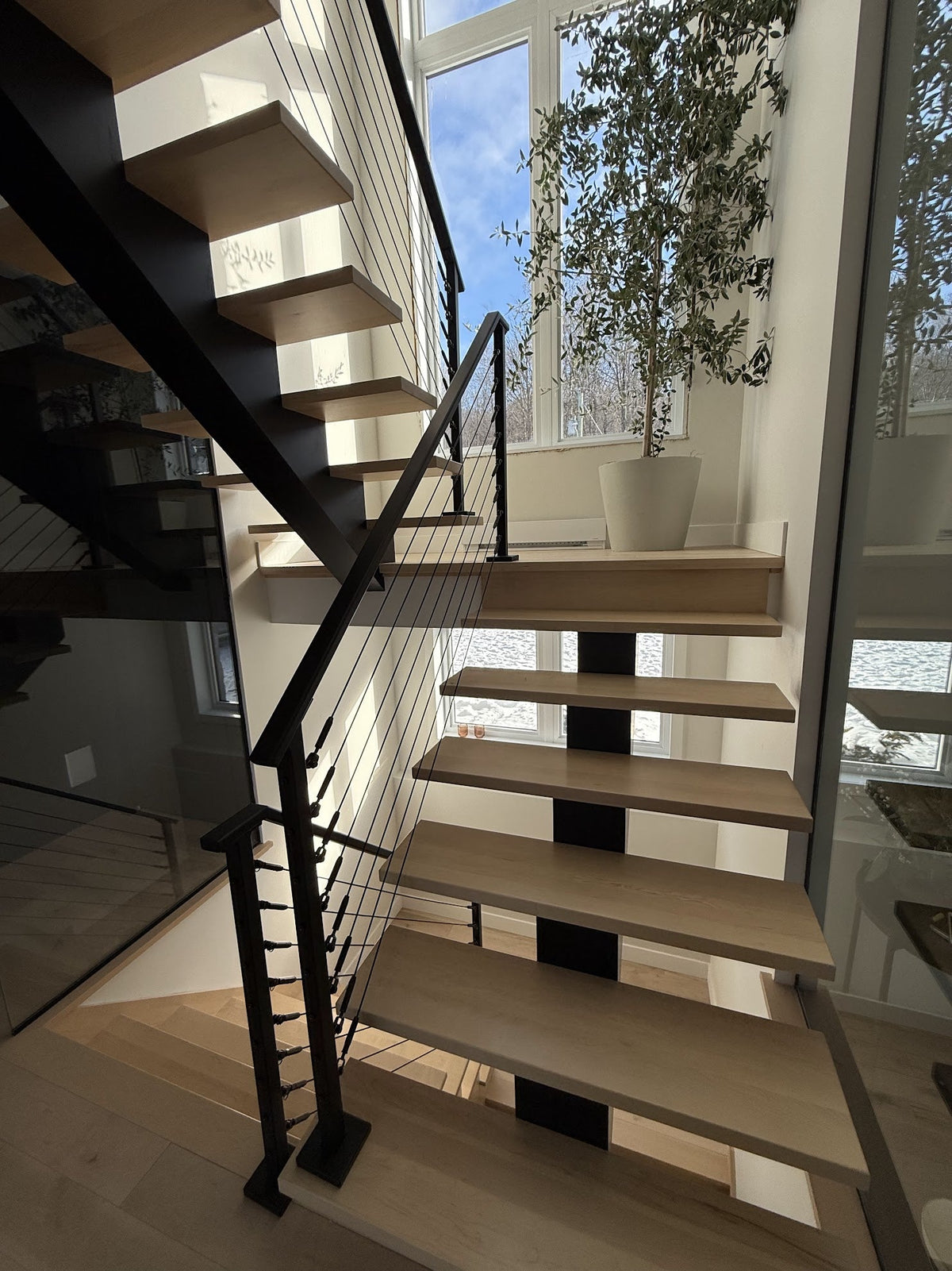 Aluminum Stair post for cable railing – Pre - drilled – Surface Mounted – Matte Black - Custom made - Gauthier De LaPlante