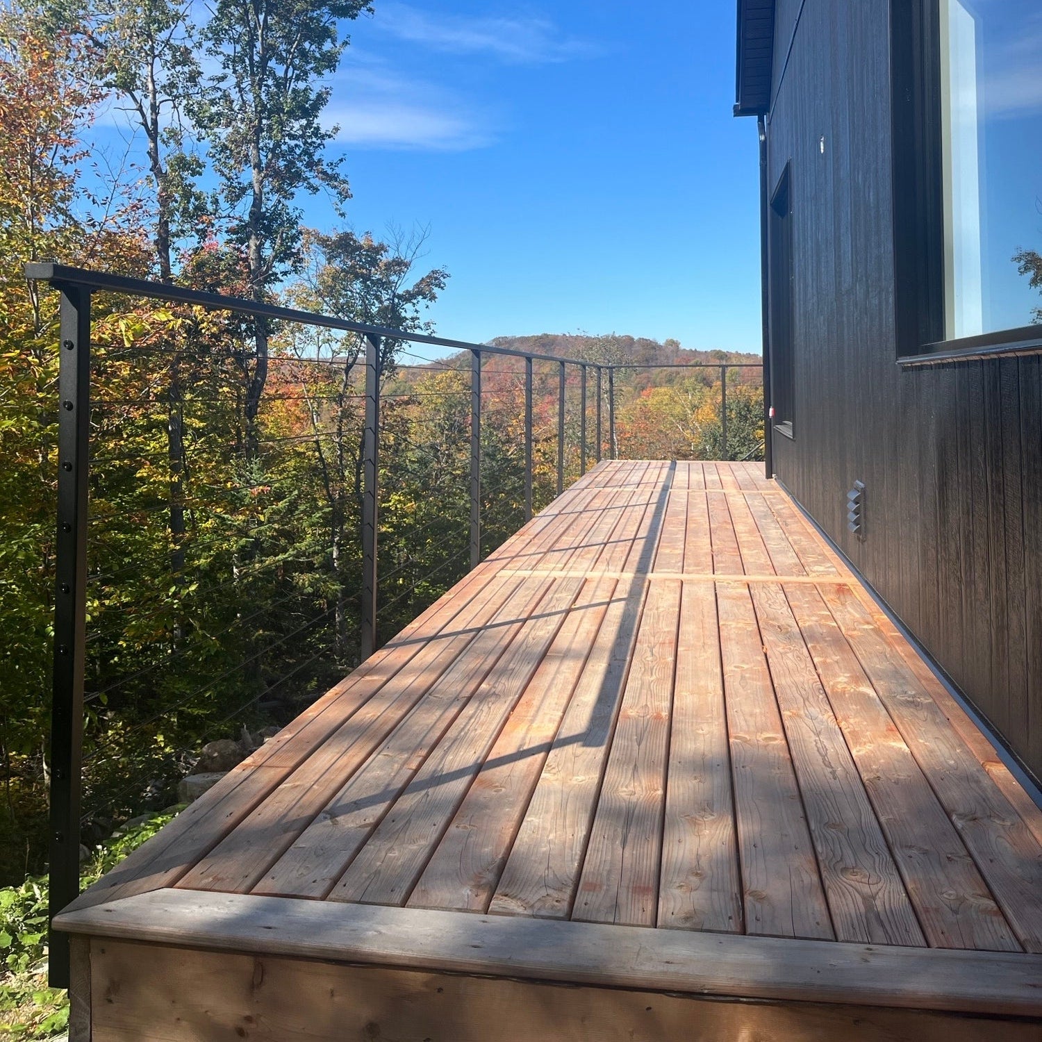 Marina Cable Railing System - I - Metal Post - Black - Gauthier De LaPlante