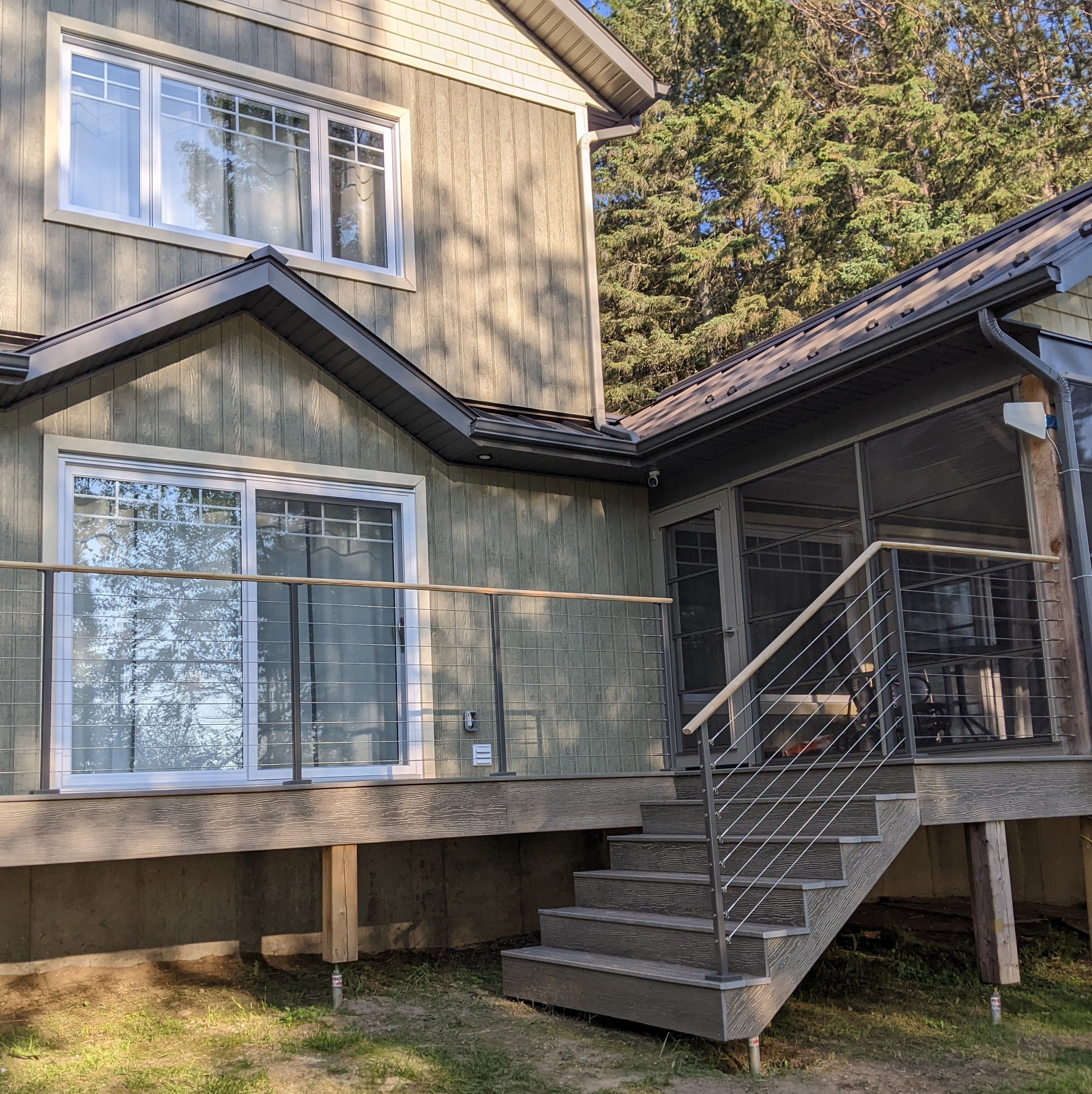 Nautica Cable Railing System - II – Metal Post – Gauthier De LaPlante